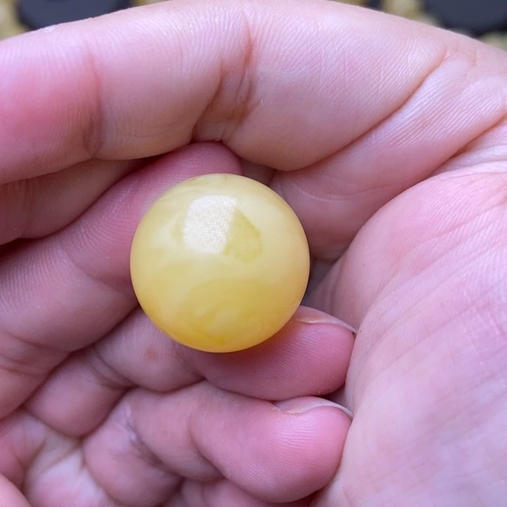未镶嵌琥珀裸石蜜蜡9