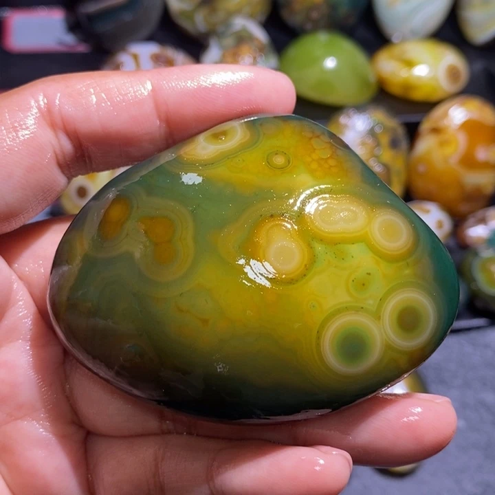 未镶嵌玛瑙/玉髓珠宝奇石