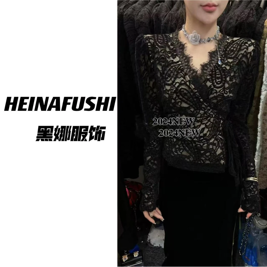 HEINA【交叉V领蕾丝打底衫】1906-5