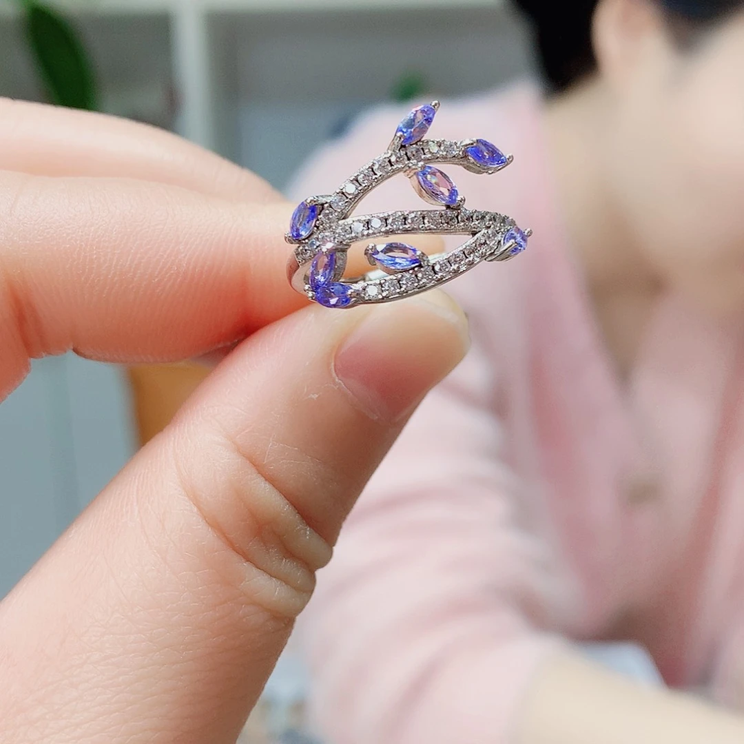 银S925镶嵌戒指坦桑石