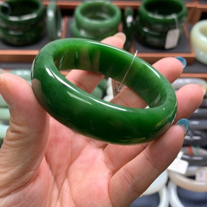 【闪购商品】未镶嵌手镯和田玉（碧玉）11