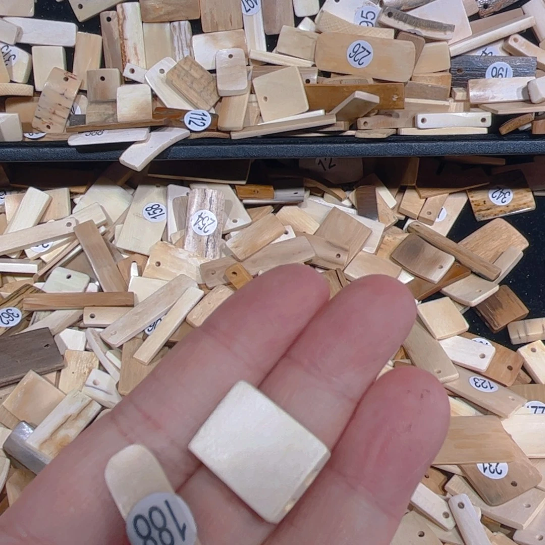 泥塑A**?工艺品工艺品