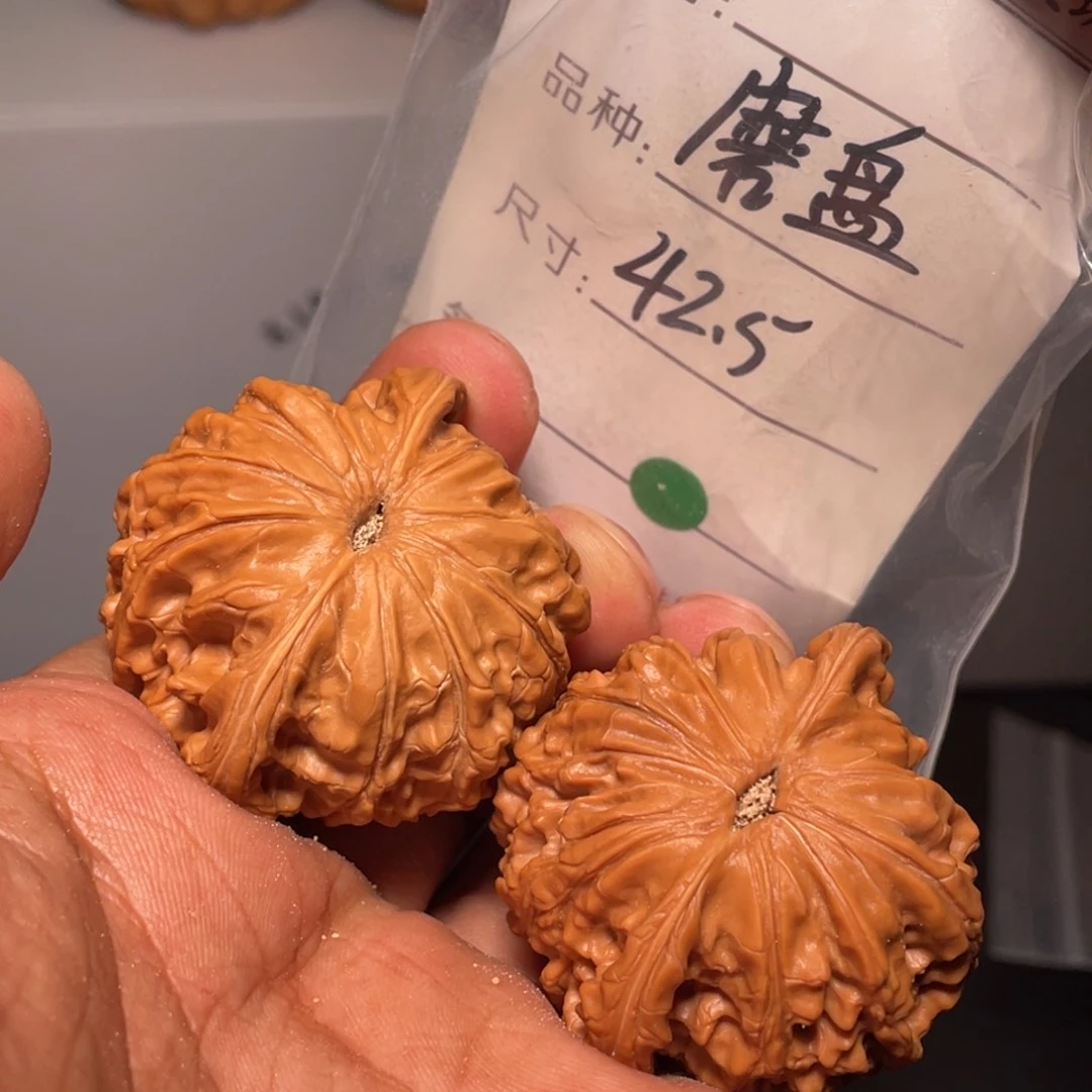 文玩核桃吊坠文玩核桃