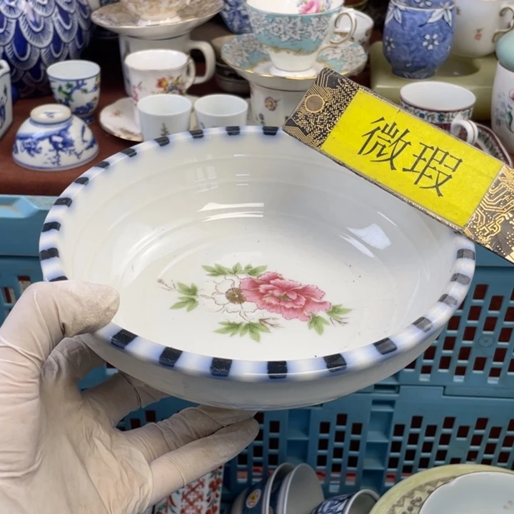 他家瓷器真美…开播了