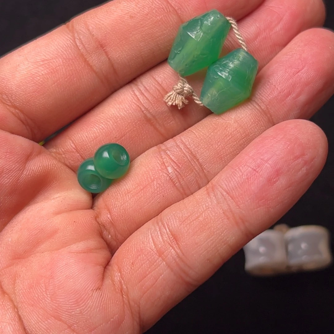 @***宝玛瑙/玉髓未镶嵌配饰