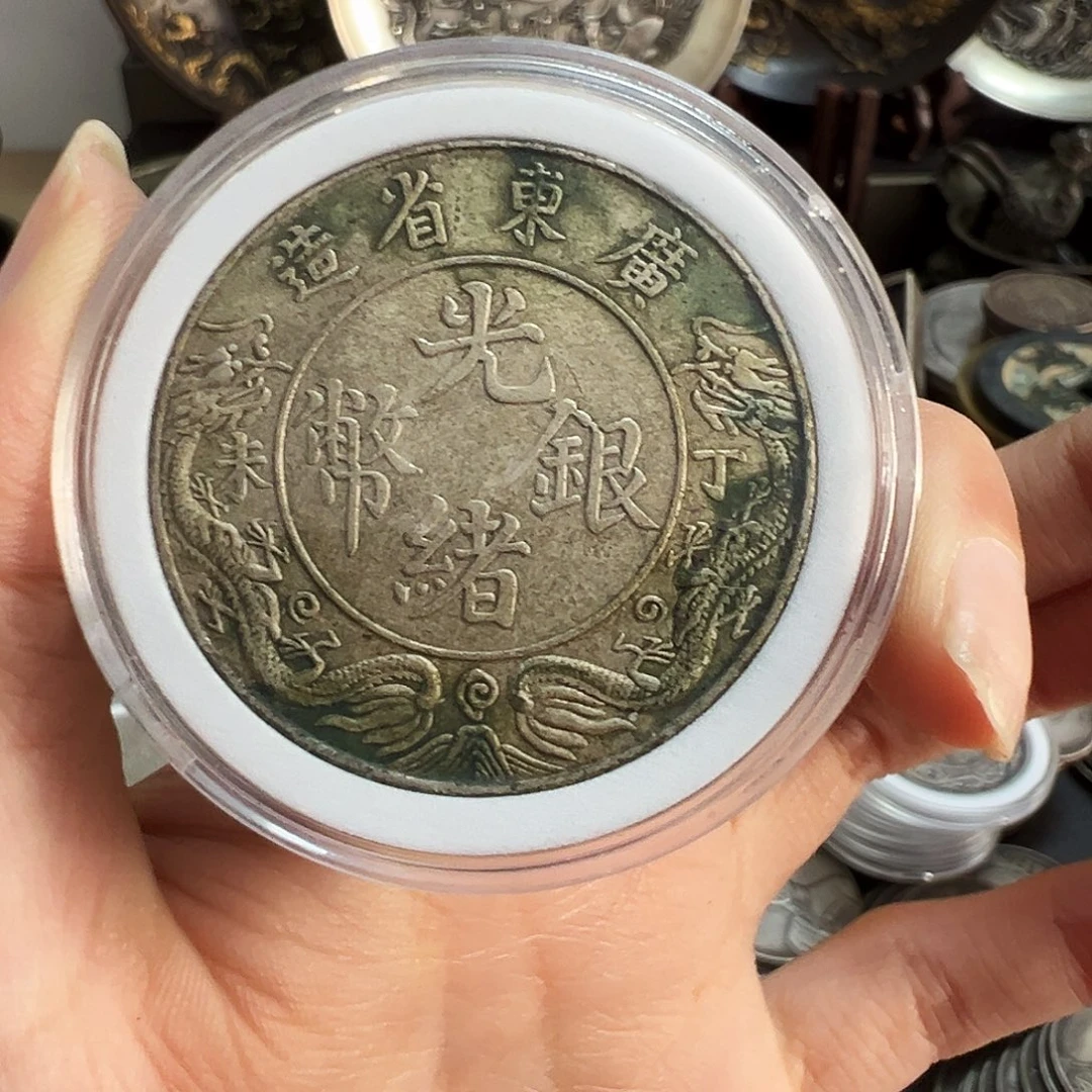 金属复古风格摆件