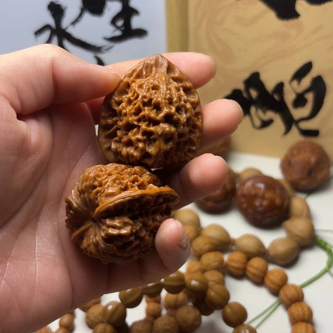 大叶紫檀（黑酸枝木类）