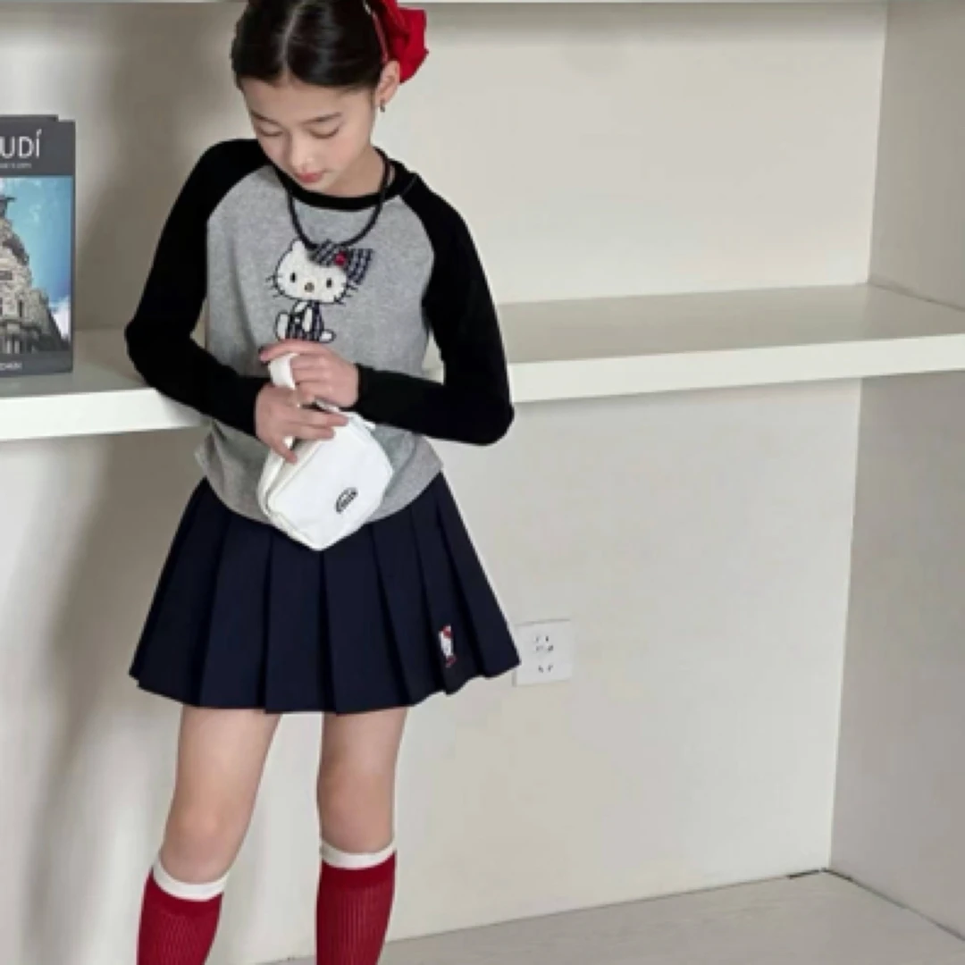 熙爱2025早春新款女童Kitty猫字母印花时尚撞色插肩圆领长袖13091