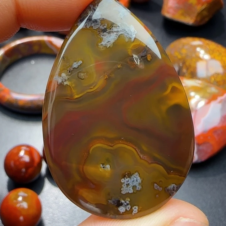 玛瑙/玉髓战国红玛瑙未镶嵌