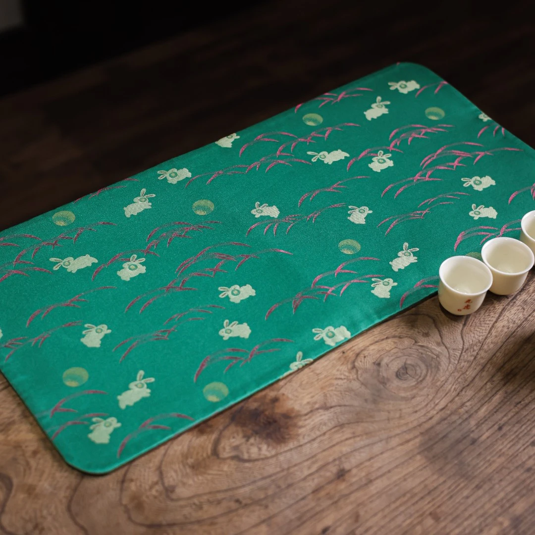 【悦生活】兔子不吃窝边草-翠绿浅咖-茶席-慢蓝-50*24（慢蓝S0744）