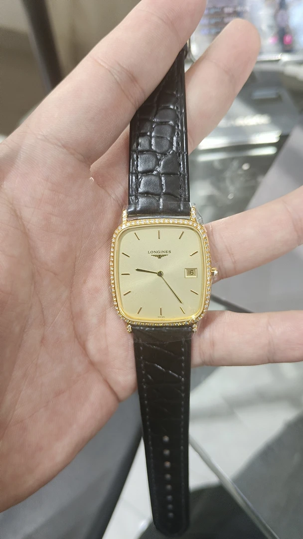 95新 Longines/浪琴 石英表后镶钻/256107130