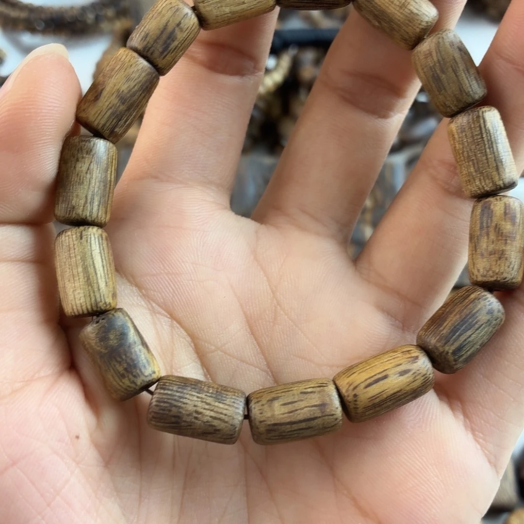 沉香沉香碎屑白棋桶珠单圈6.7g多样性发一
