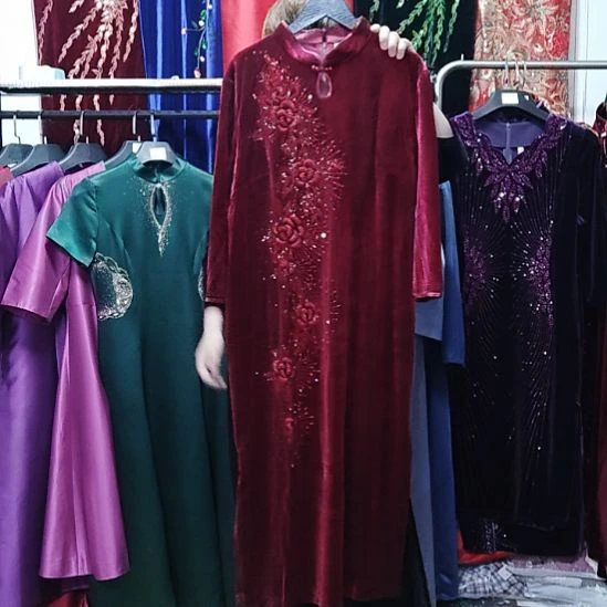 酒红色金丝绒重工长款旗袍4xl145斤以内