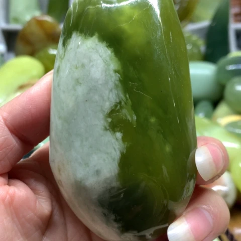 蛇纹石玉未镶嵌手把件