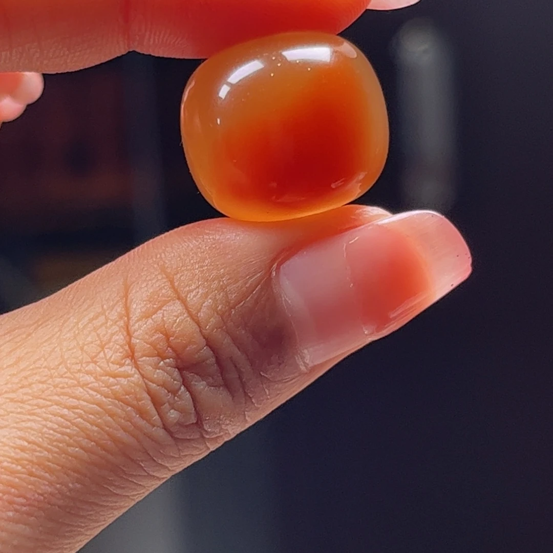 未镶嵌单珠南红玛瑙