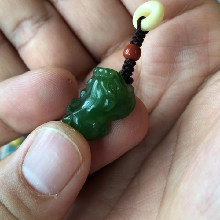 未镶嵌蜜蜡珠宝奇石