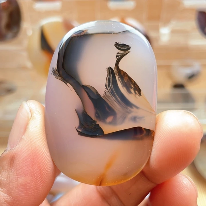 玛瑙/玉髓吊坠未镶嵌