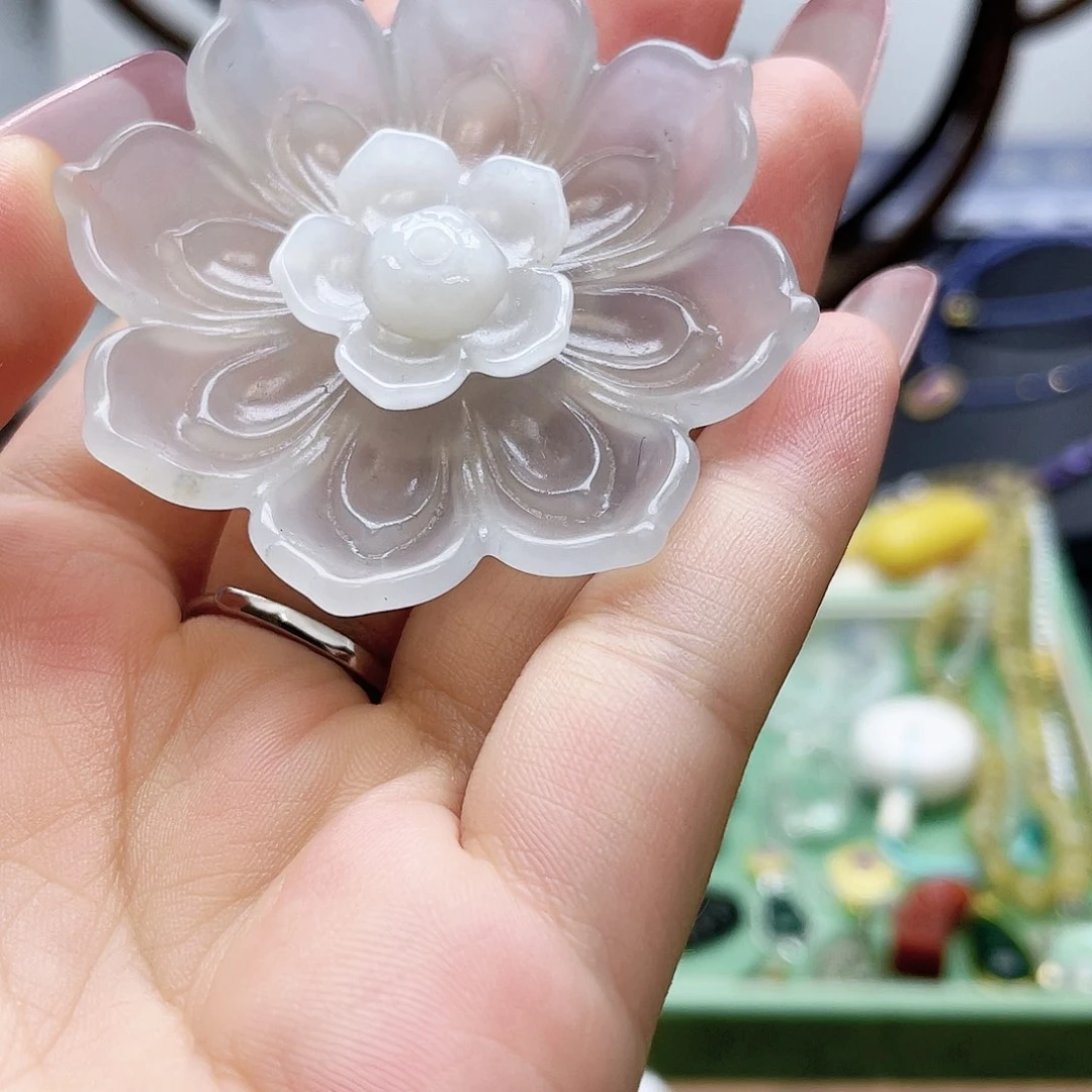 飛***e和田玉未镶嵌颈饰定制