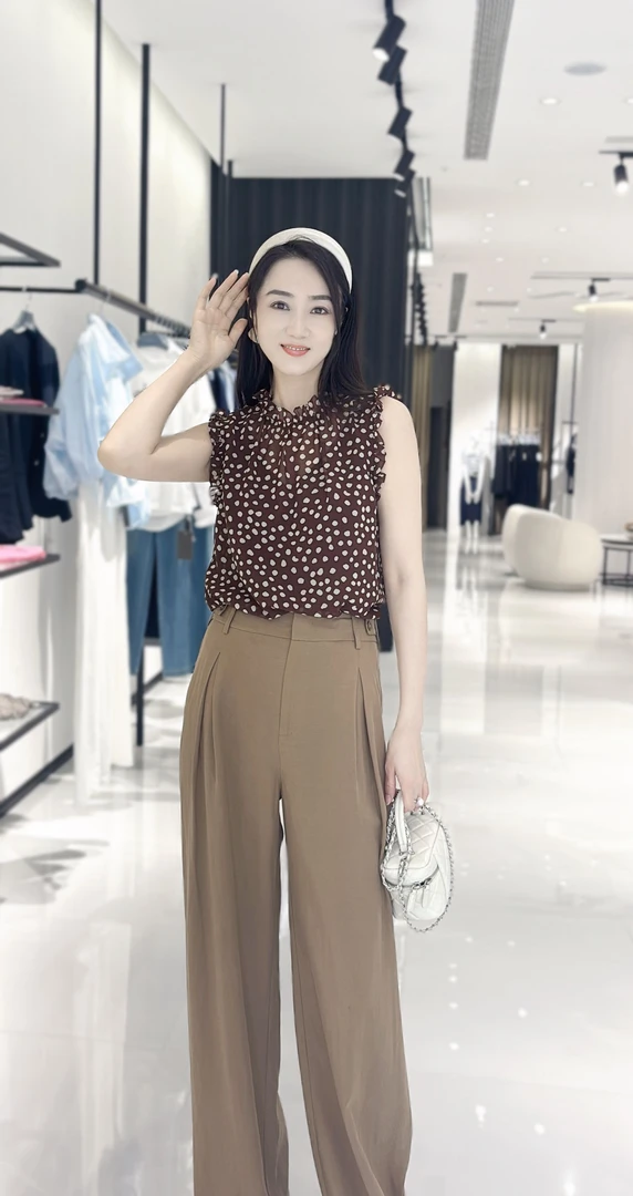 思慕缇时尚洋气衫