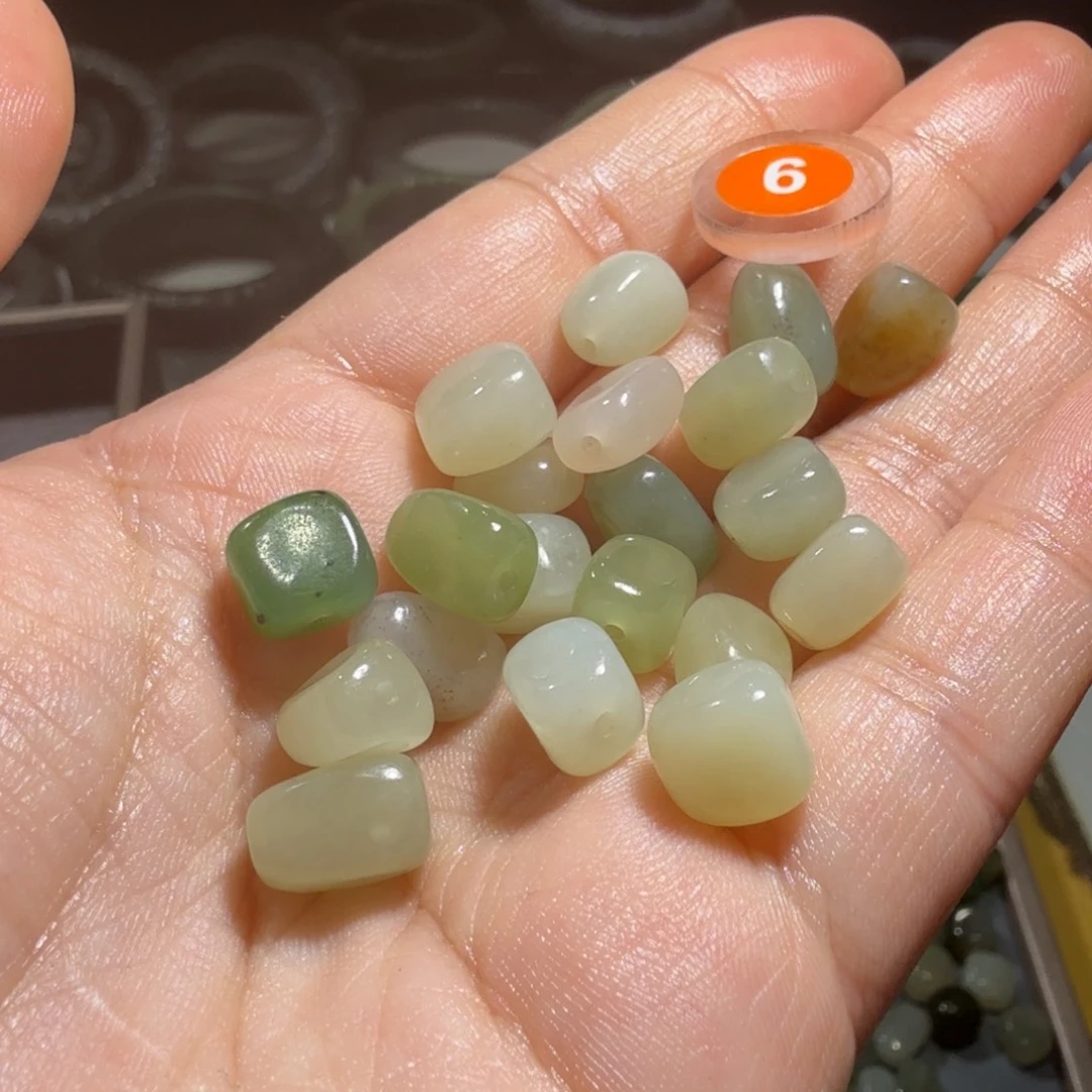 和田玉未镶嵌珠宝奇石