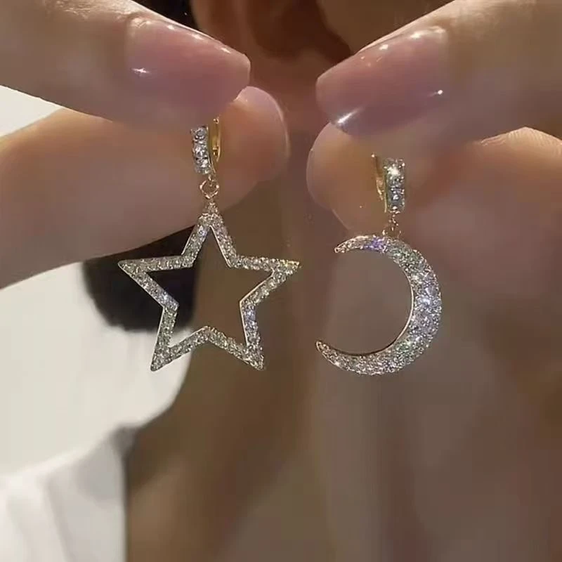 微镶星星月亮耳环2025新款不对称个性百搭耳扣高级感轻奢甜美耳饰