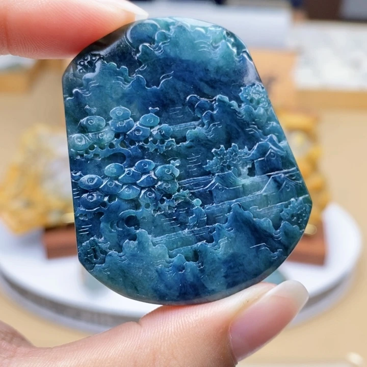 翡翠未镶嵌颈饰翡翠