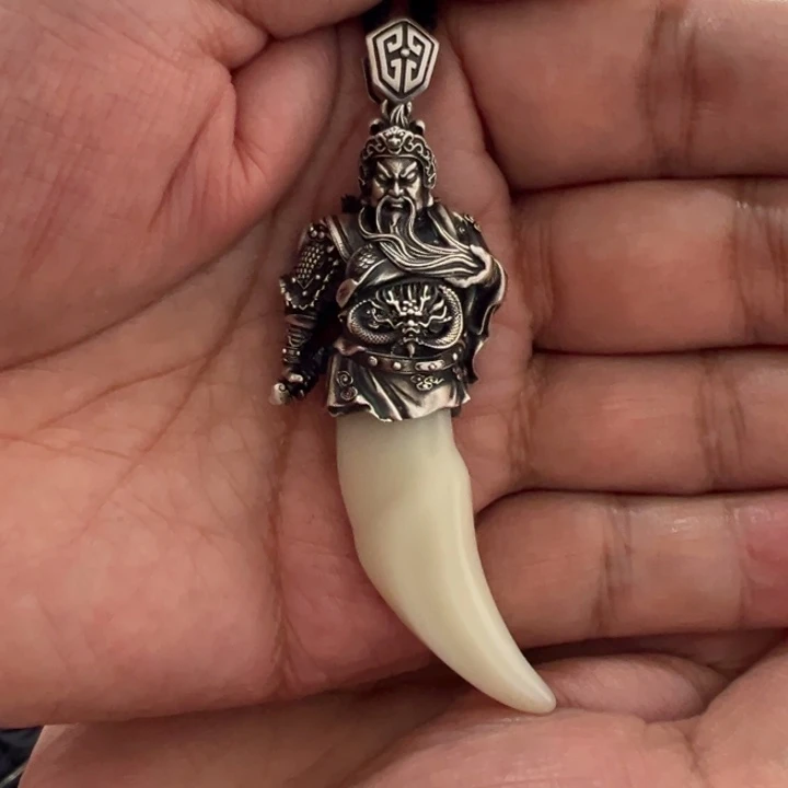 颈饰银S925镶嵌和田玉