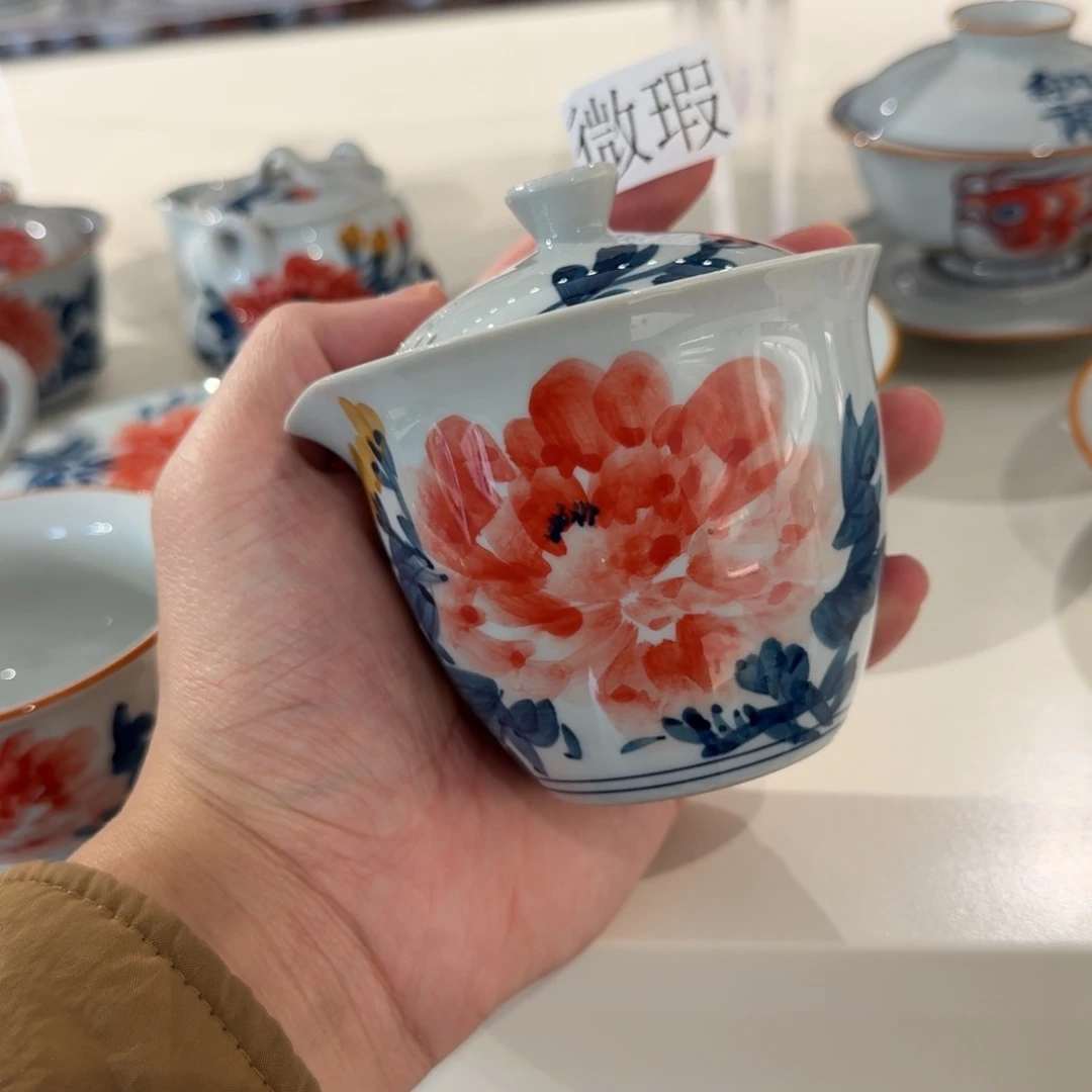 釉下手绘茶具微瑕