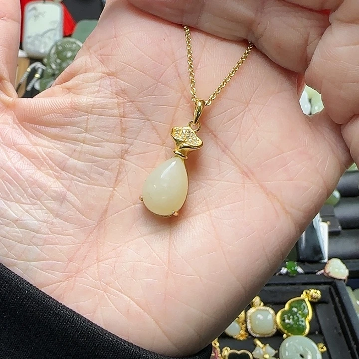 和田玉银S925镶嵌颈饰