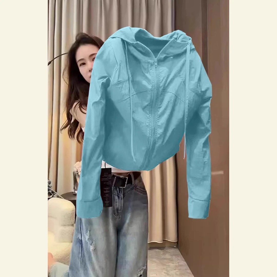 韩版时尚红色洋气连帽防晒外套夏季2025新款休闲运动高级感上衣女