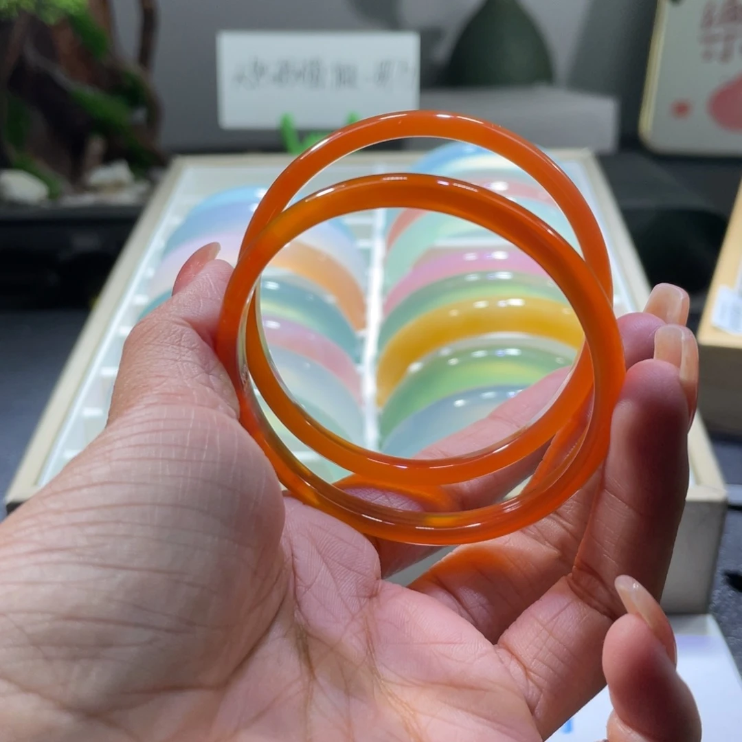 玛瑙/玉髓手镯未镶嵌