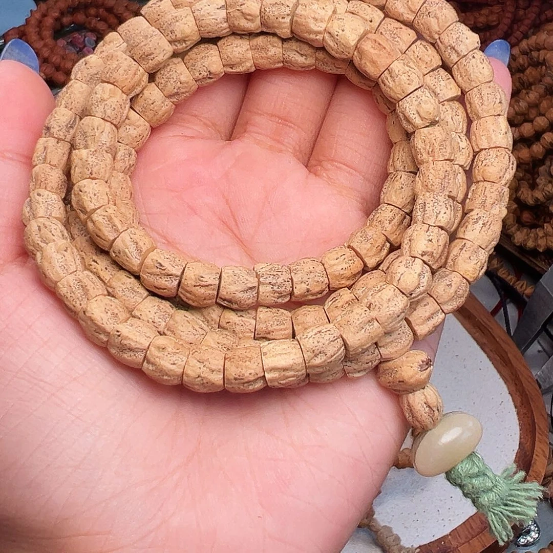 布***衣柏香籽/百香籽吊坠