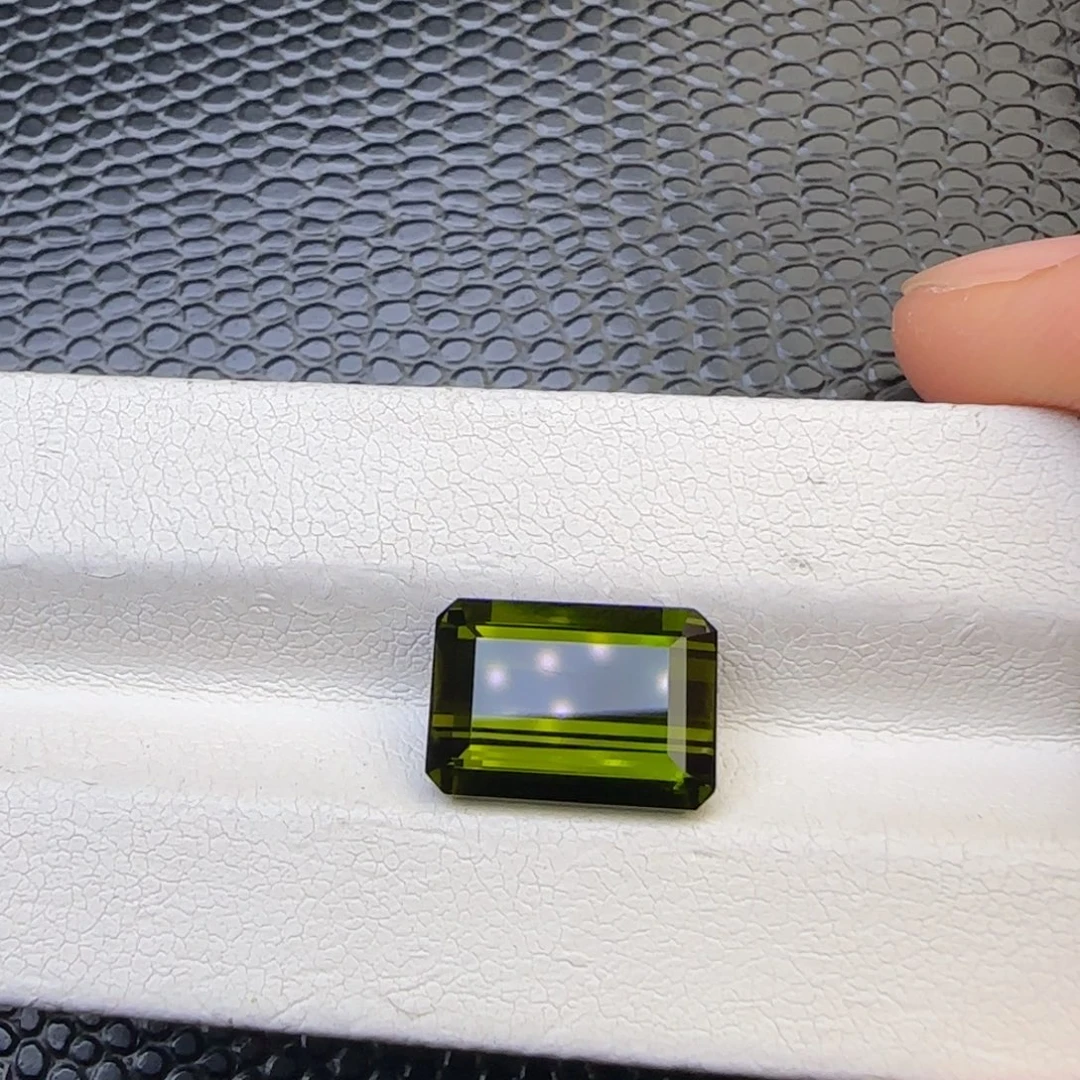 碧玺珠宝半成品未镶嵌天然5.83克拉