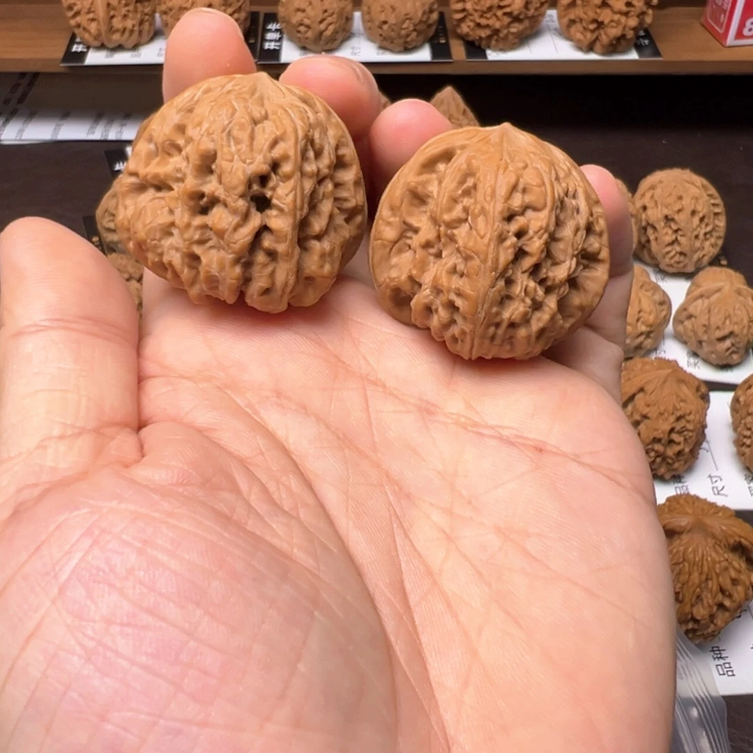 文玩核桃把件平谷凹底39