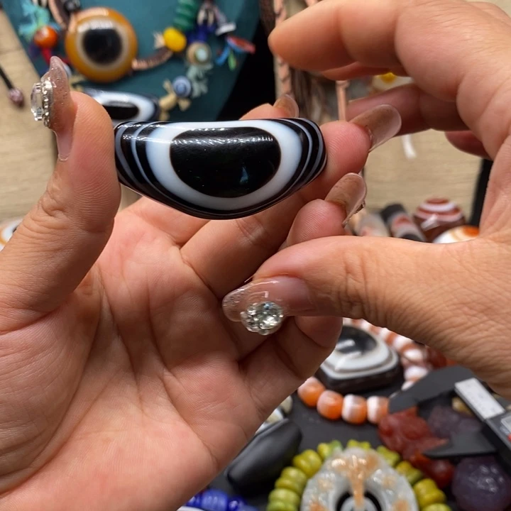 玛瑙/玉髓颈饰未镶嵌享****觉