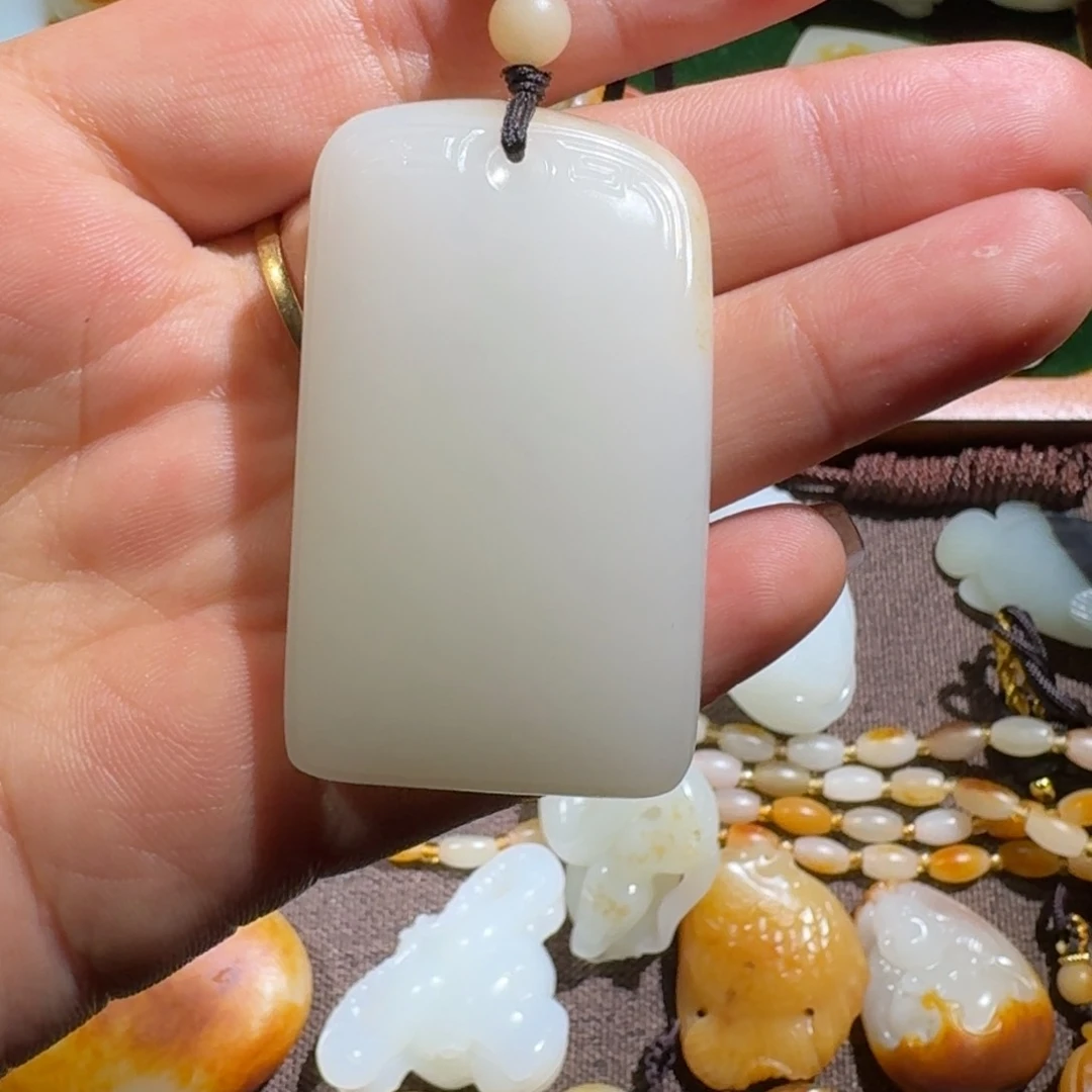 和田玉挂件未镶嵌哈*～