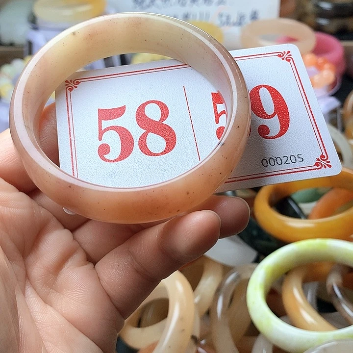 石英质玉（黄龙玉）未镶嵌手镯