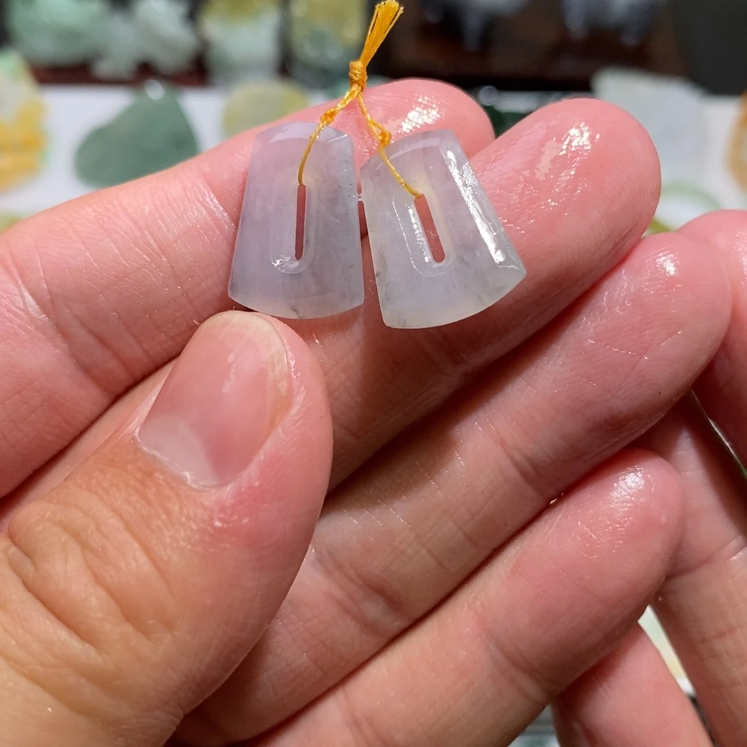定制翡翠未镶嵌吊坠