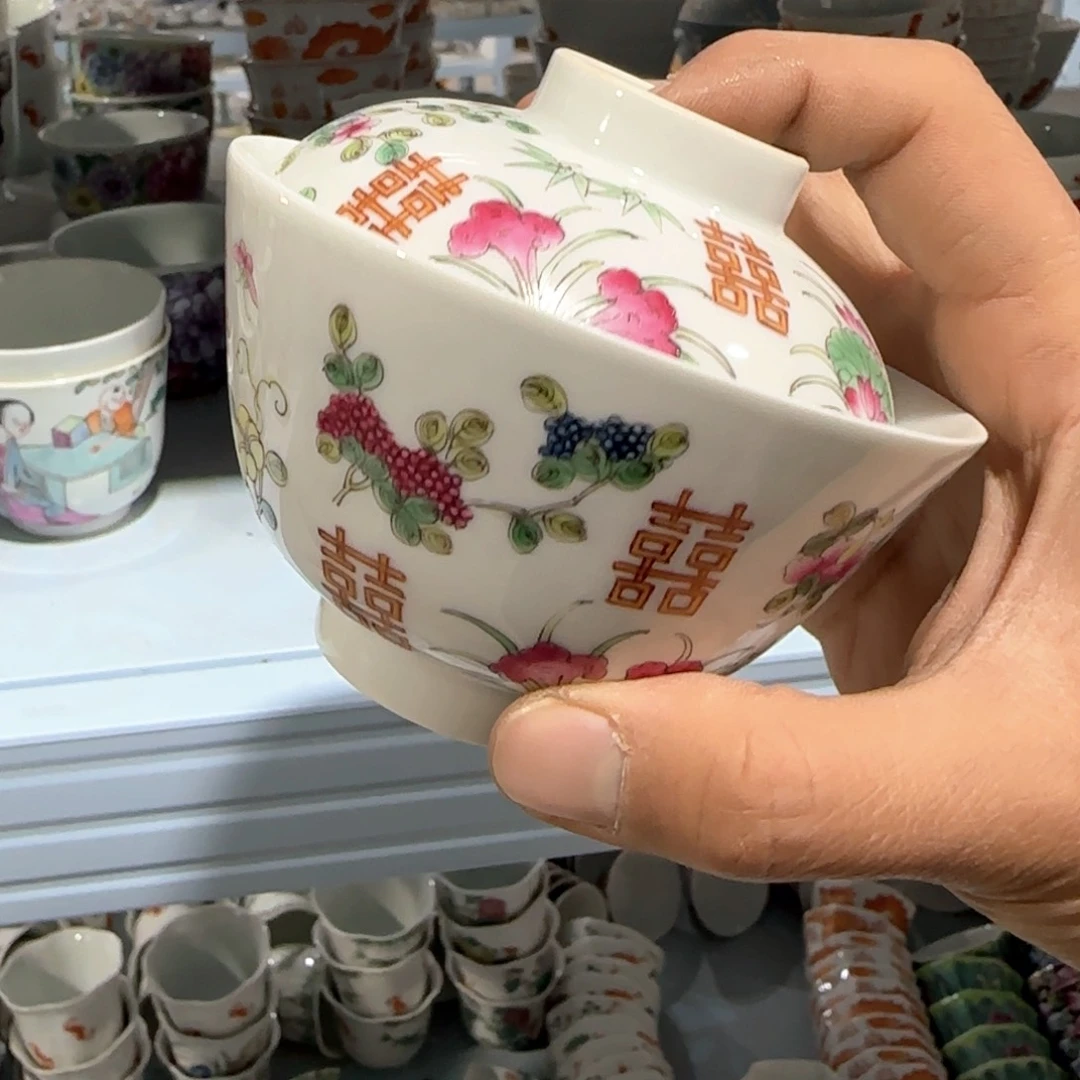 瓷片瓷器的造型和制作技术均