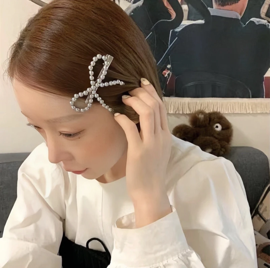 原创8cm法式小众少女复古高级感侧边夹蝴蝶结发卡头饰发女团发夹