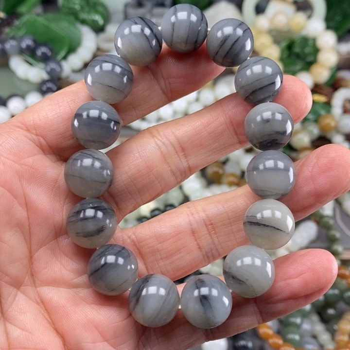 晚***苔和田玉未镶嵌挂件