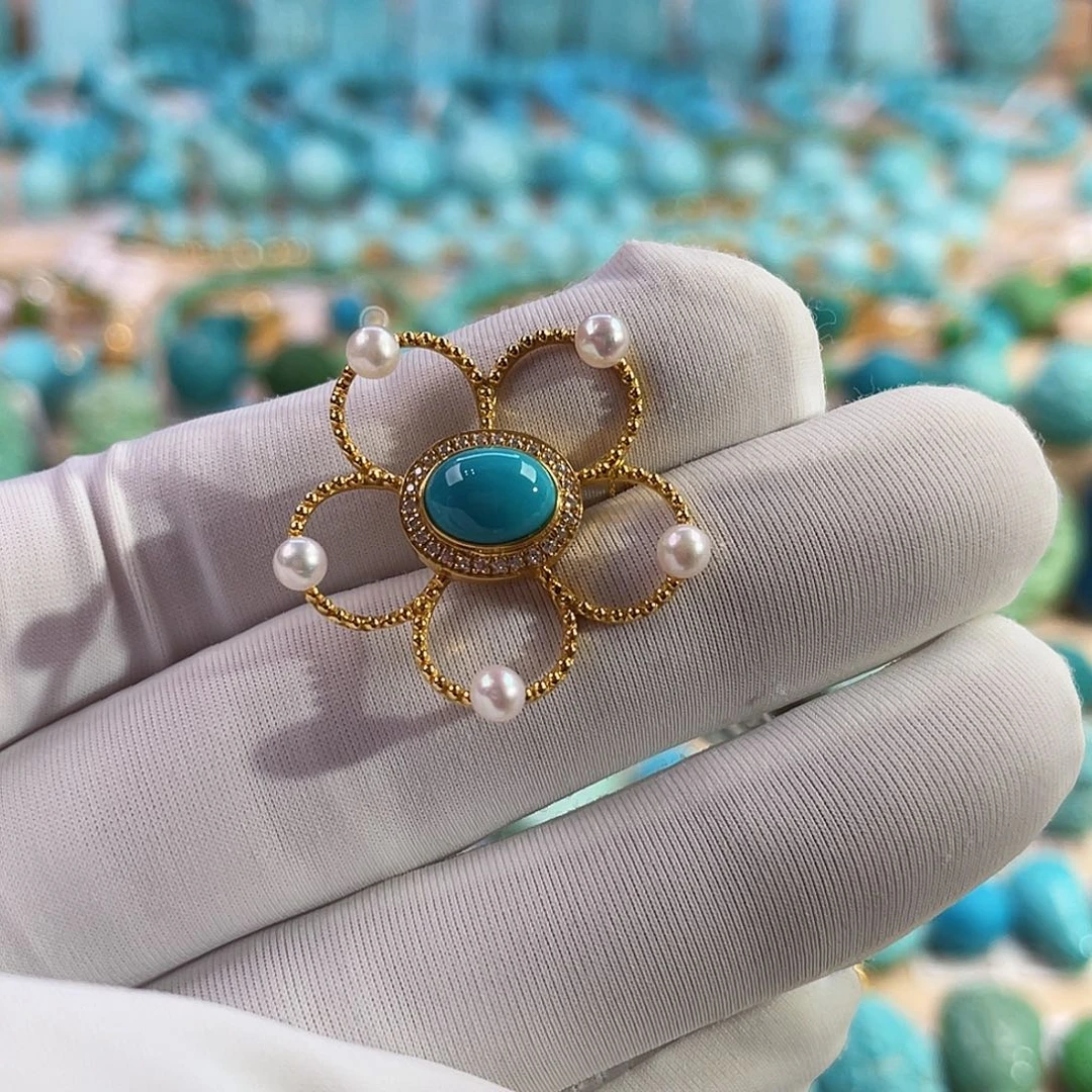 18K金镶嵌绿松石珠宝奇石