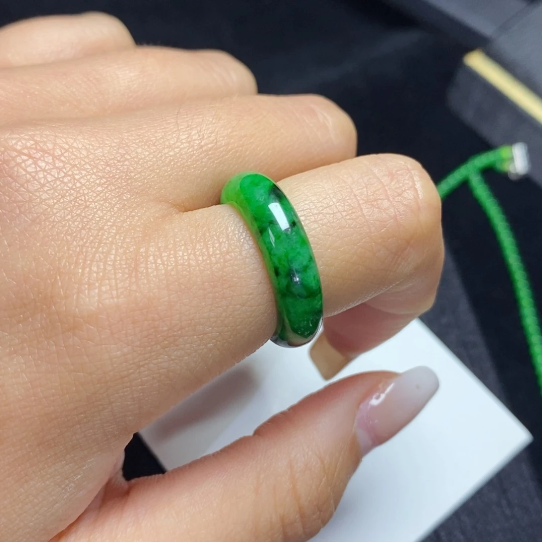 翡翠戒圈未镶嵌裸石戒圈