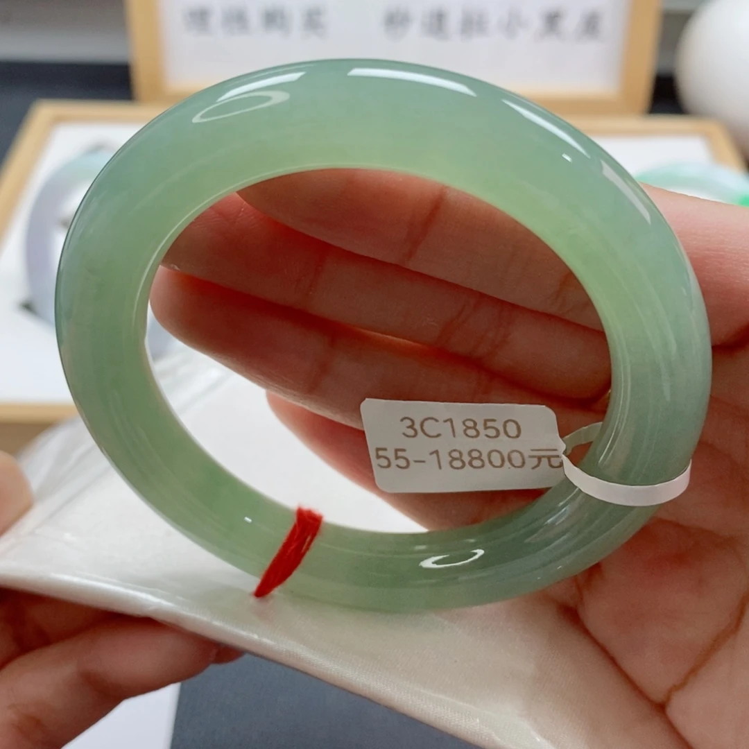 翡翠未镶嵌手镯天然A货翡翠手镯