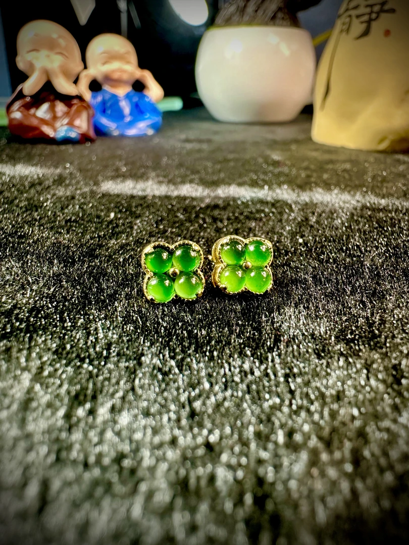 【四叶草天然A货翡翠高冰阳四叶草耳钉多样性发货