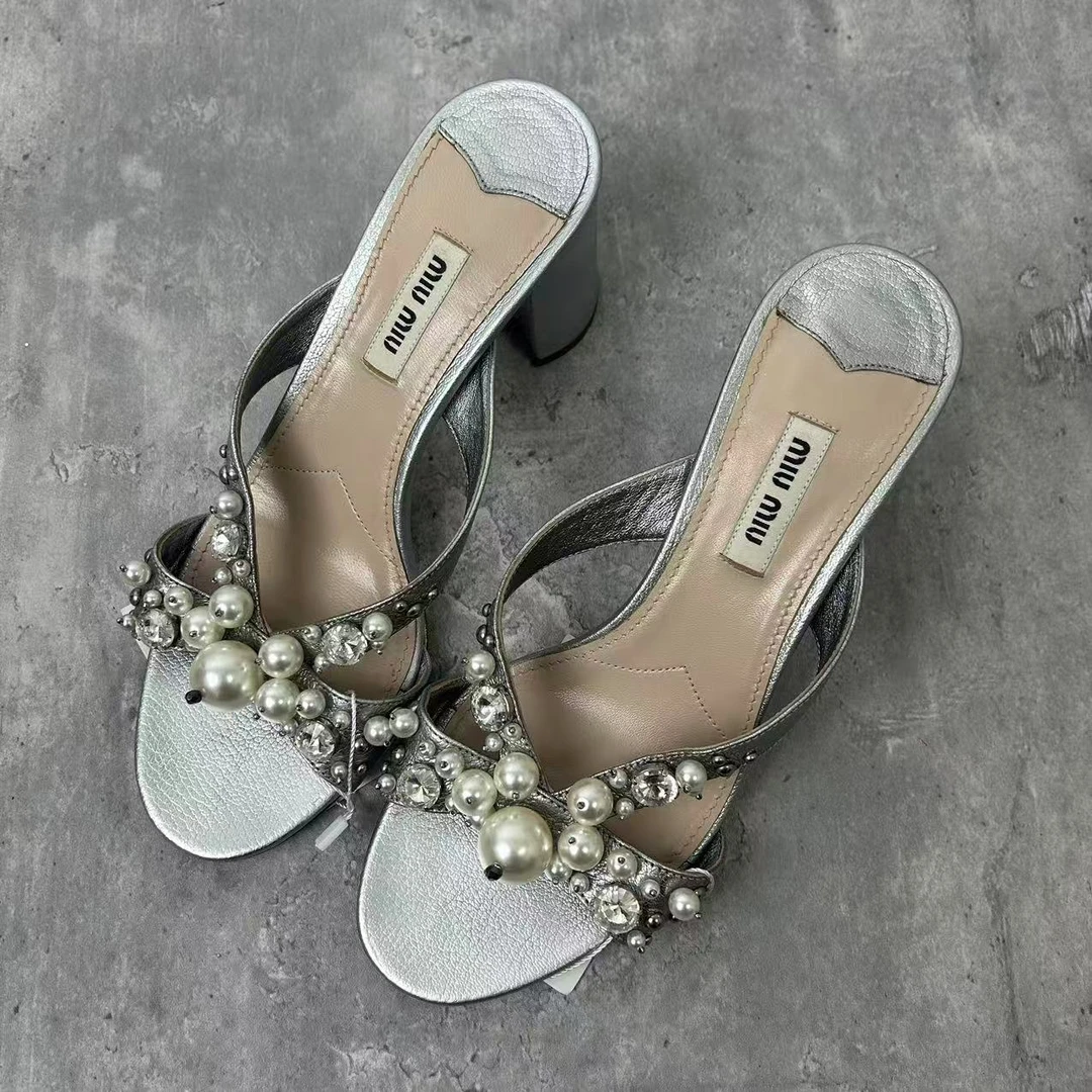 99新 MIU MIU/缪缪 36.5码/仔仔女鞋/银色珍珠女士粗跟拖鞋 1590