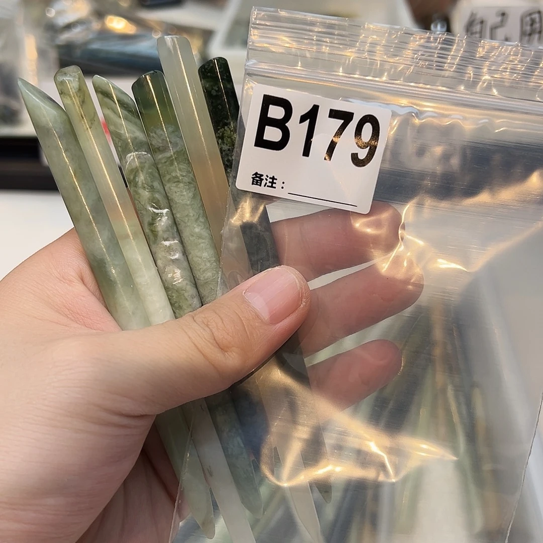河***恙未镶嵌蛇纹石玉发饰