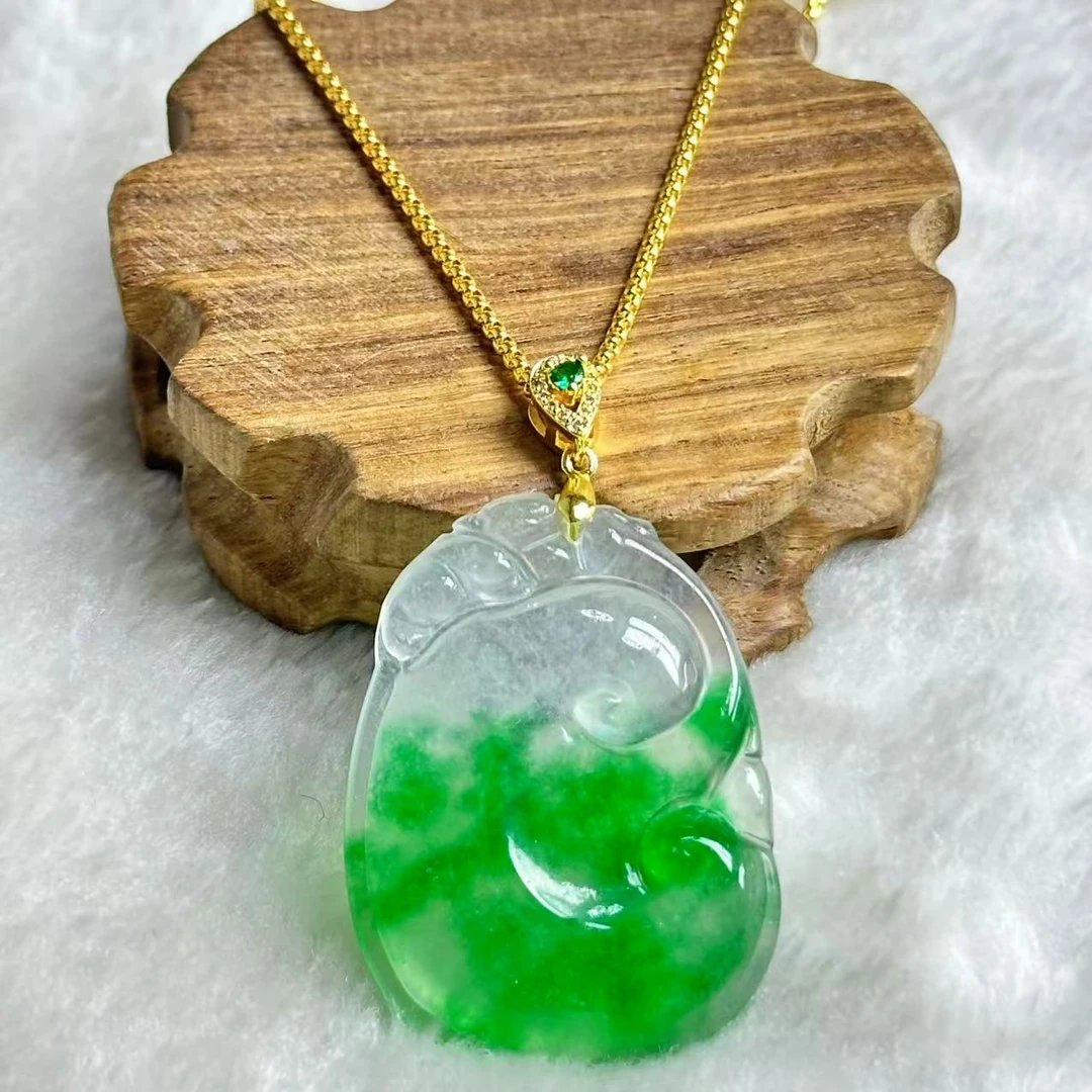 典藏品 绿花如意时尚吊坠美观大气美轮美奂尽显魅力