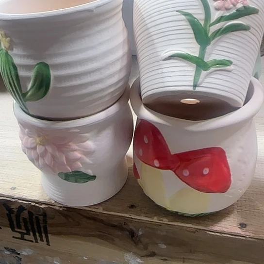 有孔！！有问题问客服，满9元包邮