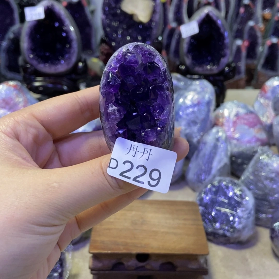 未镶嵌水晶大型摆件（非配饰）